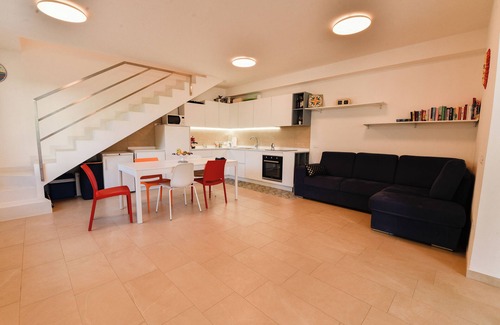 Birgi Vecchi House | Detached house at the Stagnone with panoramic terrace.