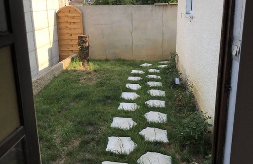 Auxerre House | Detached house, comfortable, near downtown, hospital, hypermarket, .
