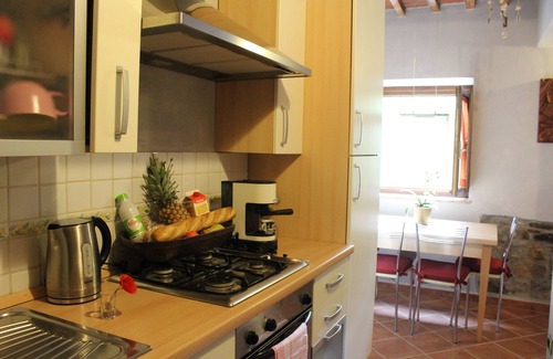SantʼAndrea di Compito House | Detached house for 4 people in the green Tuscan hills 7 km from Lucca