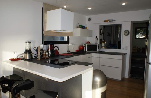Locmaria-Plouzane House | Detached house with sea view and access to the beach for 2 to 4 people