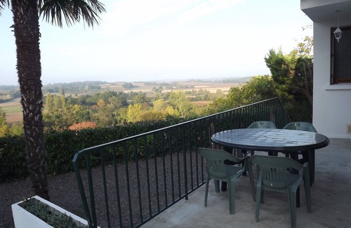 Courrensan House | Detached house in old village of Gers in COURRENSAN