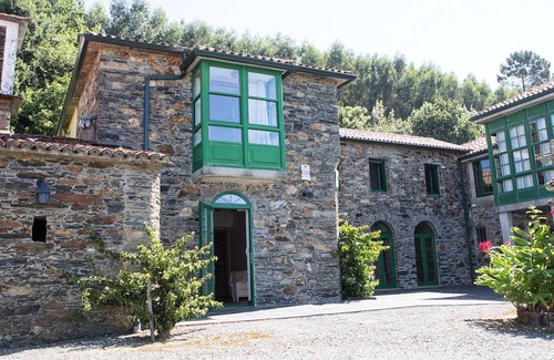 Valdovino House | Detached house in Pazo Gallego near the beach (Casa dos Arcos)