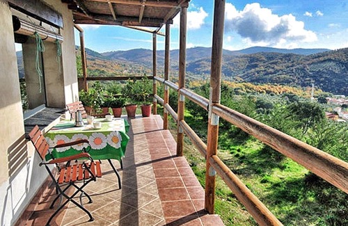 Berzocana Cottage | Detached house with 2 bedrooms overlooking the valley (A2)