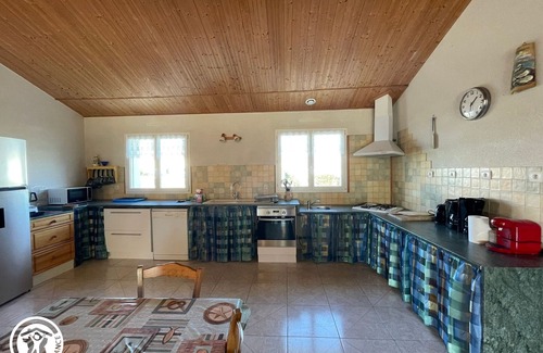 Bouin Cottage | Detached house with garden and BBQ, 3 bedrooms, near Marais birds
