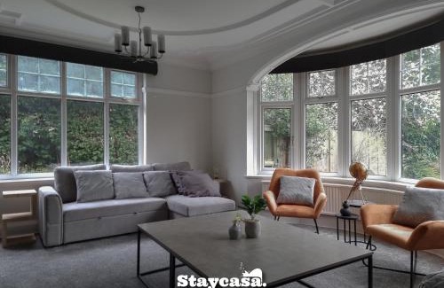 Welford House | Detached King Suite With Large Garden & Driveway