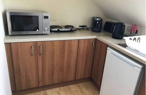 Lisburn House | Detached Loft, stunning city views, 24Hr check in