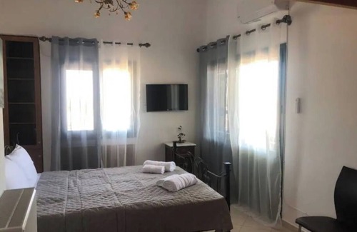 Friligkianika Resort | Detached maisonette House with two verandas, and full furnitured.