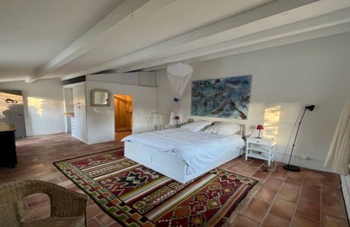Meynes Bed & Breakfast | Detached outbuilding 30m2 + kitchen 25m2 + lounge area