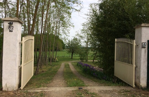 Savonnieres Cottage | Detached single-storey apartment on private property