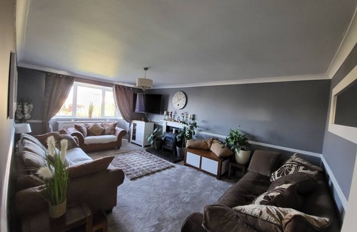 Hartland House | Detached six bedroom house with indoor heated swimming pool, near the coast.