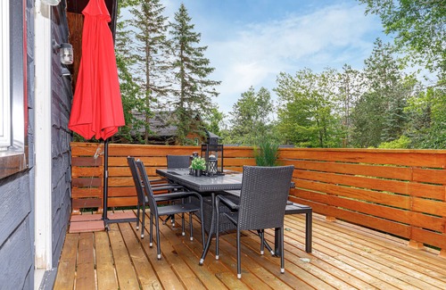 The Blue Mountains Cottage | Detached Spa Chalet & Concierge (1 Month min)