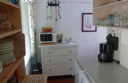 Aer House | Detached sunny holiday house with lake and mountain views, pool, pellet stove