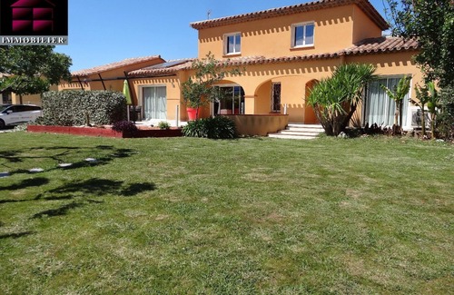 Corneilla-la-Riviere Villa | Detached villa with large garden and 10x5 swimming pool, sleeps 8.