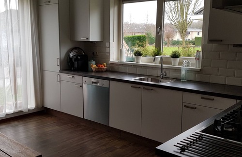 Zeewolde Villa | Detached vacation villa with large garden! Central Netherlands, Amsterdam 45 km