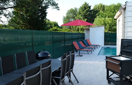 Les Mathes Villa | Detached villa in Les Mathes with private heated pool - Villa Cachée (Sleeps 10)