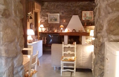 Groppoli House | Detached villa, Mulazzo, Cinque Terre, Versilia, Lunigiana, in the green