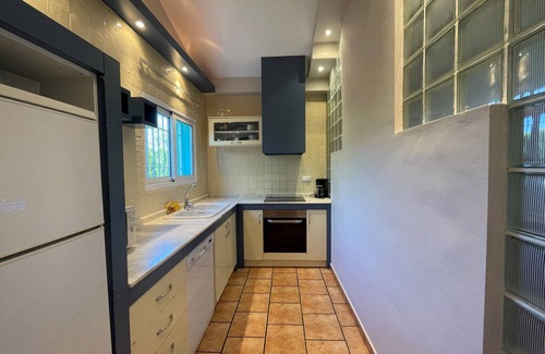 Pedreguer Villa | Detached villa with garden and private pool