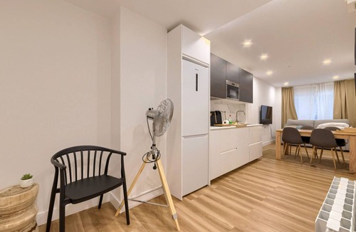Deustuko San Pedro-Erribera Apartment | Deustown apartments for 6
