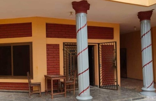 Porto-Novo House | deux chambres et salon chez 198 à Porto Novo, Oueme, Benin