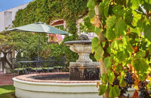 Stellenbosch House | Deux Frères Wine Estate & Luxury Villas
