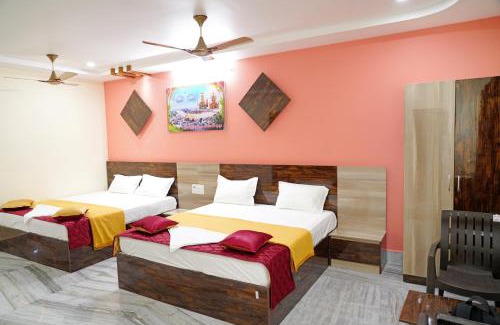 Srikalahasti Hotel | Devansh Bhanu Residency DBR