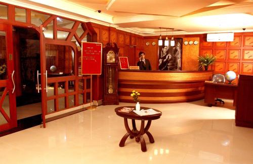 Chittilapilly Hotel | Devasura inn