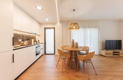 Eixample Apartment | Devesa - Holiday Apartment Rental in Girona | Bravissimo