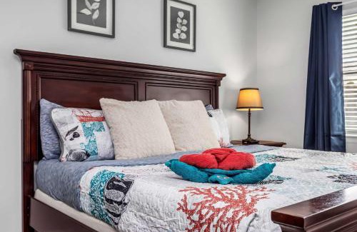 Mary Esther House | Deville Quarters Family Pet Friendly Fire Pit by the Beach