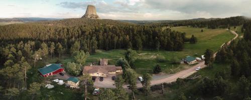 Devils Tower Bed & Breakfast | Devils Tower Lodge