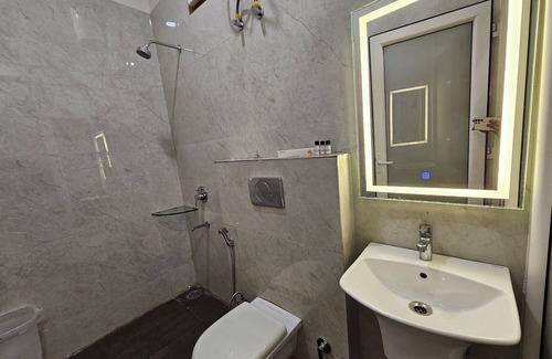 Gwalior Hotel | Devki Grand Hotel