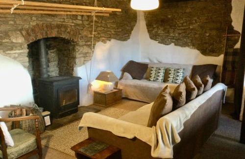 Georgeham House | Devon Cottage in Lovely Georgeham
