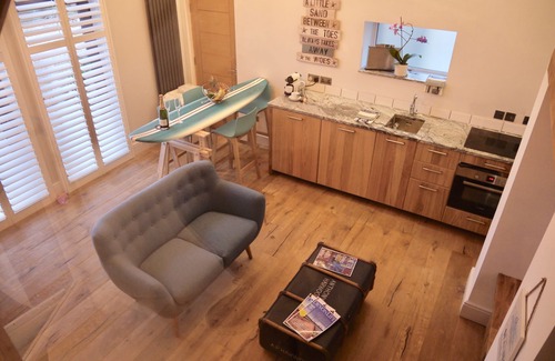 Exmouth House | DevonAir two bedroom holiday home