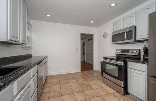Park Hills Condo | Devou Park Cottage 1
