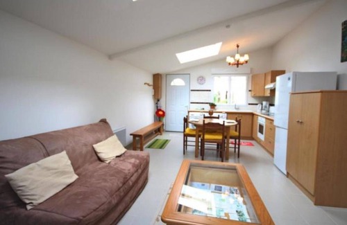 Saint-Martin-sur-Oust House | DEZANET FOR RENT.