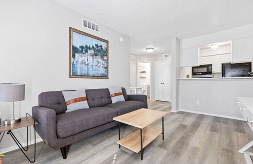 Park Central Apartment | DFW EXTENDED STAY - 1 BEDROOM APT!