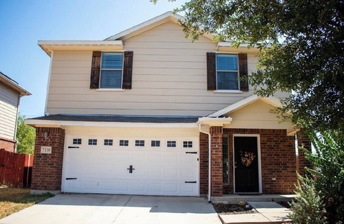 Fort Worth Apartment | DFW - Room C - One Bedroom Apartment, Sleeps 1