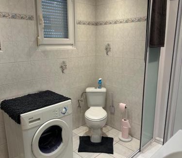Eton Apartment | DG home