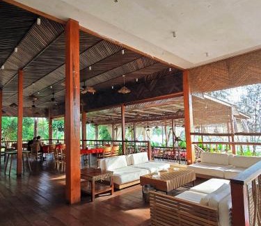 Koh Rong Resort | DG ROYAL Resort