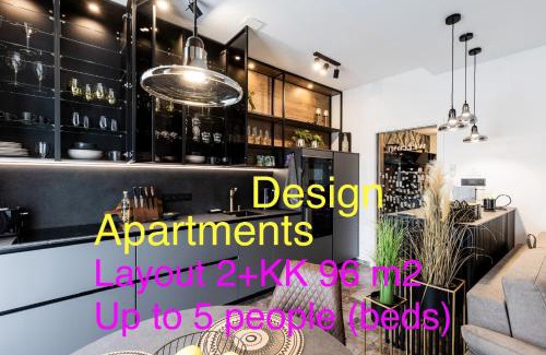 Brno-stred Apartment | DH Private Flowers Terrace and Sauna Luxury Apartment 2kk, 2x SmartTV-NETFLIX, Free Parking, Gym