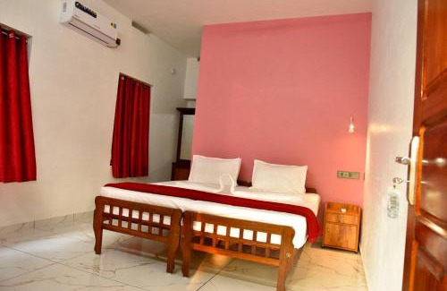 Kuzhuppilly House | Dhakshina Homestay