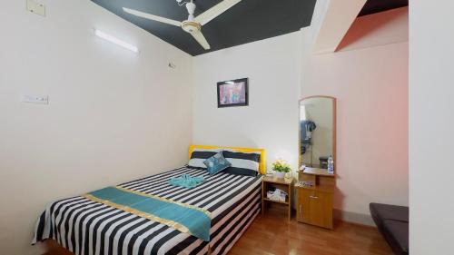 Dhanmondi Hotel | Dhanmondi Lake View Hotel