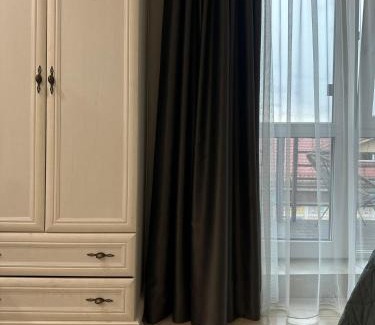 Telsiai Apartment | DHARMA Stay APARTAMENTAI su terasa ir vaizdu į miestą