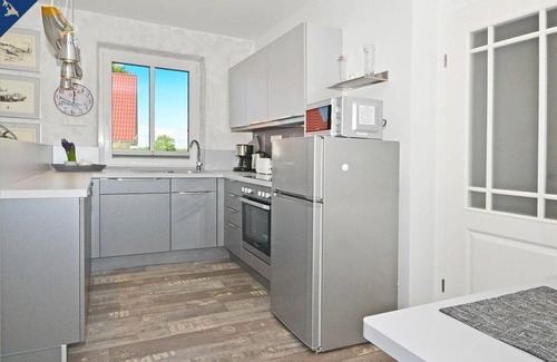 Korswandt House | DHH Waldhaus 6 - Gemütliche DHH für 5 Personen mit Kamin und Sauna/Wlan, Stellplatz, Wama