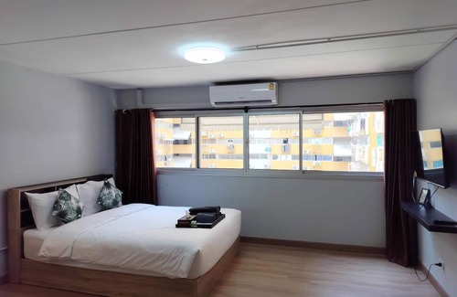Ban Mai Apartment | DHIresidence at Impact Muangthong