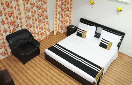 Baa Atoll Bed & Breakfast | Dhonfulhafi Retreat Is Located In Baa Atoll Maalhos, Maldives Near Hanifaru Bay.