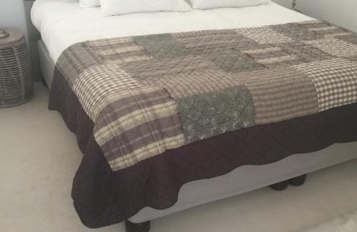 L'Agulhas Apartment | D’Hub guest cottage