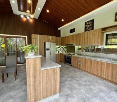 Porac House | Di Bella Cabin Private Resort