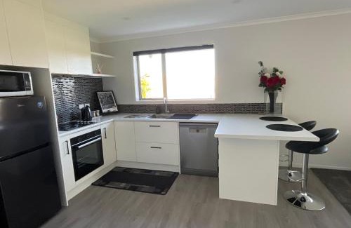 Masterton Apartment | Di Lusso Lansdowne
