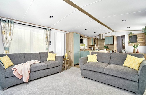Aberystwyth House | Diamond 3 Bed Caravan Hot Tub