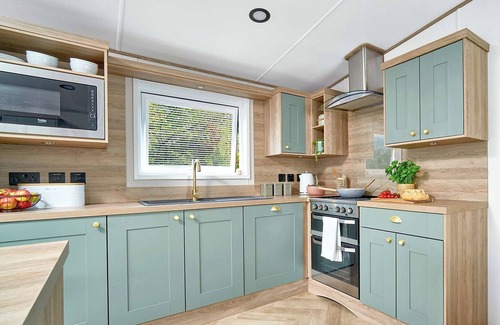 Aberystwyth House | Diamond 3 Bed Caravan Hot Tub